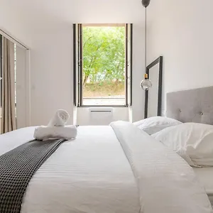 https://appartement-parking-gratuit.midi-pyreneeshotels.com